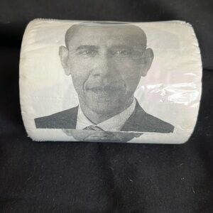 Barack Obama toilet paper New from Big Mouth Toys